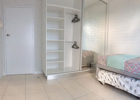 Cozy Room For A Great Stay In Darwin - Excellent Location - Hotel NSW 5
