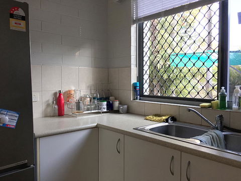 Cozy Room For A Great Stay In Darwin - Excellent Location - Hotel NSW 3