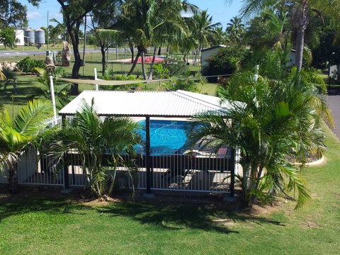 Bowen Arrow Motel - Hotel NSW 1