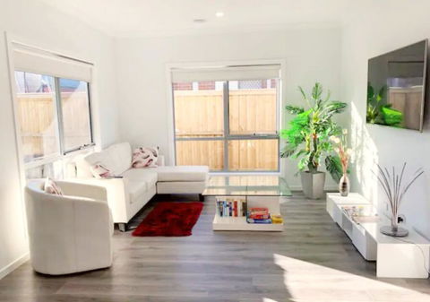 Brand New Home, 10 Mins To Beach, Torquay, Geelong, Deakin, Hospitals - Hotel NSW 0