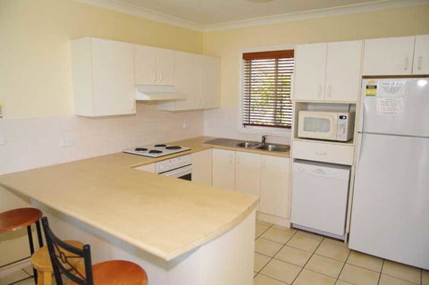 Breakers 1, 13 East Street - Hotel NSW 1