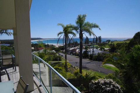 Breakers 2, 13 East Street - Hotel NSW 3