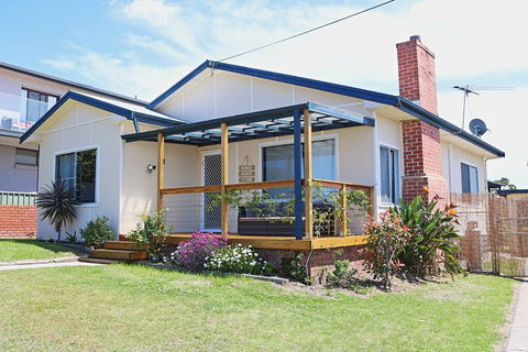 Bungo Beach House - Pet Friendly Home - Hotel NSW 0