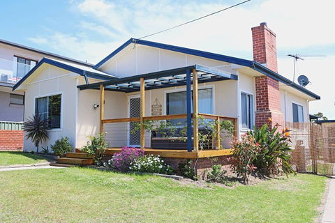 Bungo Beach House - Pet Friendly Home - Hotel NSW 1