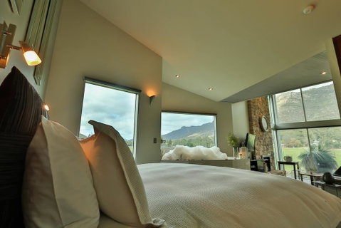 Bushland - Hotel NSW 2