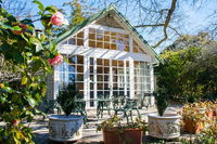 Book Wentworth Falls Accommodation Vacations Hotel NSW Hotel NSW