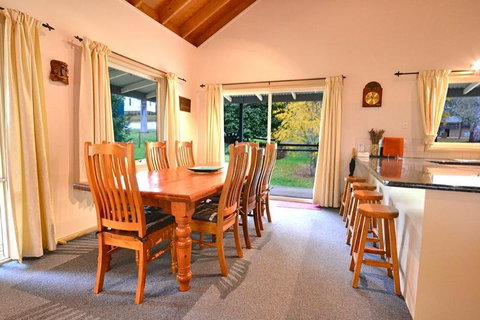 Camellia Lodge - Hotel NSW 0