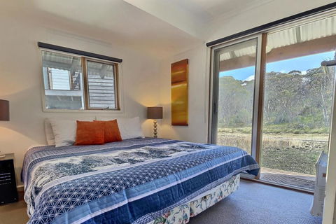 Cape Cod - Hotel NSW 1