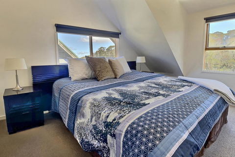 Cape Cod - Hotel NSW 3