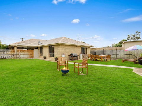 CAPEL Family Home, Large Yard, Close To Beach - Hotel NSW 0