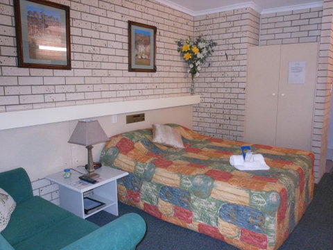 Cara Motel - Hotel NSW 3