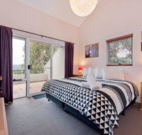 Cascades 13/3 Kurrajong Street