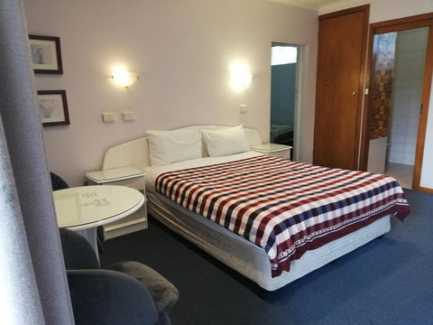 Casey On Princes Motel - Hotel NSW 3