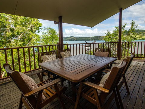 Casuarina Cove 1 - Hotel NSW 3