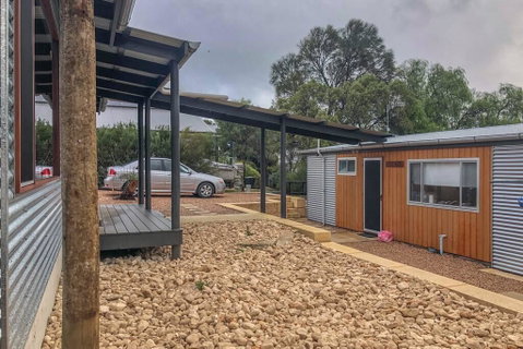 CDC-625 Beach House Incl.rear 2BR Studio - Hotel NSW 1
