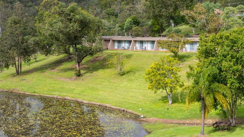 Cedar Lake Country Resort - Hotel NSW 2