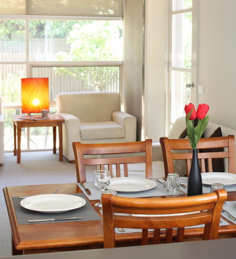 Central Shepparton Apartments - Hotel NSW 3