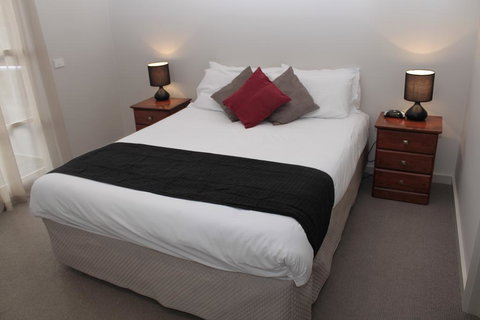 Central Shepparton Apartments - Hotel NSW 1