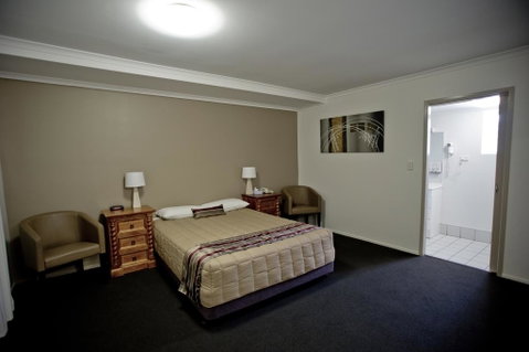 Centrepoint Motor Inn - Hotel NSW 1