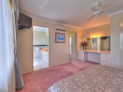 Charlton Apartments On The Esplanade - Hotel NSW 1