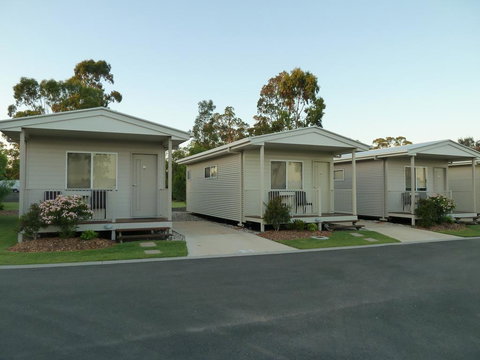 Chinchilla Tourist Park - Hotel NSW 3