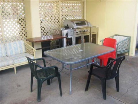 City Beach Motel - Hotel NSW 3