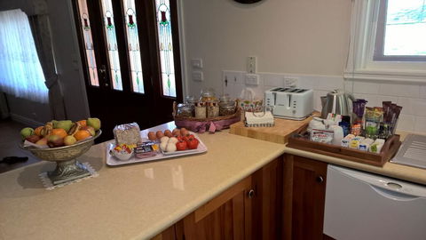 Cleggett Estate Holiday Cottage - Hotel NSW 2