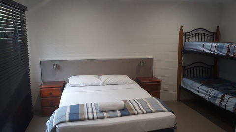 Club D - Hotel NSW 2