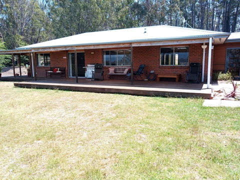 Coast & Country - Hotel NSW 1