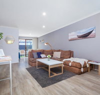 Coastal convenience Walk to the shops  cafes... - Hotel NSW