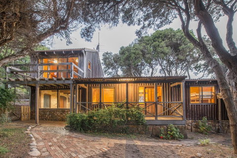 Coleys Beach House Yallingup - Hotel NSW 2