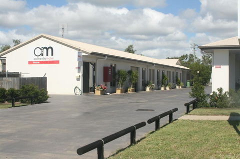 Collinsville Motel - Hotel NSW 2