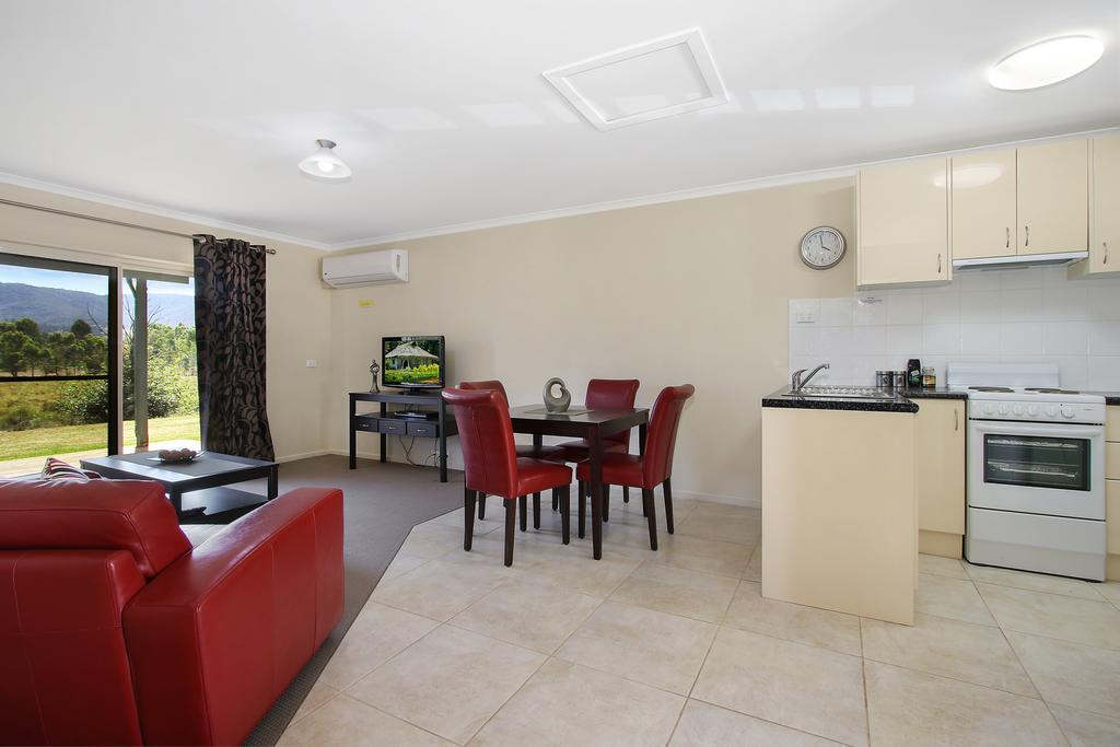 Allans Flat VIC Hotel NSW