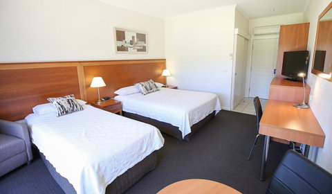 Comfort Inn Deakin Palms - Hotel NSW 2