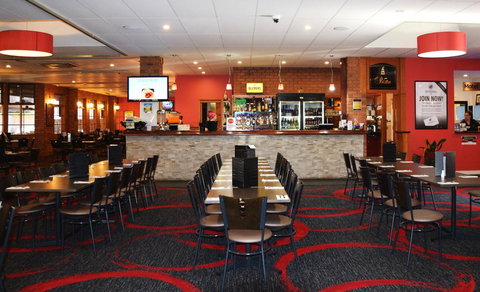 Comfort Inn Peppermill - Hotel NSW 2