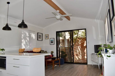 Comfortable Stylish Flat In Heart Of Fremantle - Hotel NSW 0