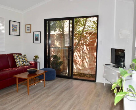Comfortable Stylish Flat In Heart Of Fremantle - Hotel NSW 1