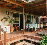 Comfortable Outdoor Entertaining Lake Walks - Hotel NSW