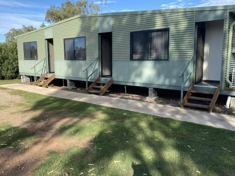Commercial Hotel Curlewis - Hotel NSW 1