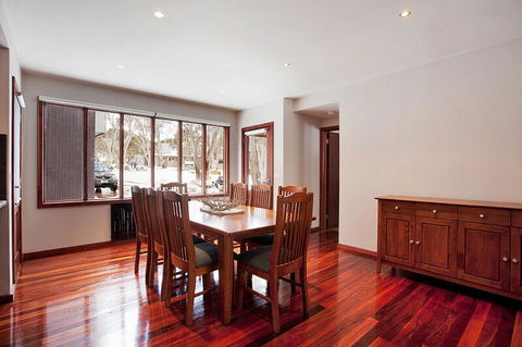 Cool Change - Hotel NSW 3