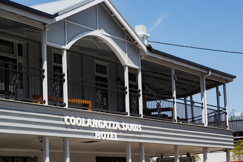 Coolangatta Sands Hotel - Hotel NSW 2