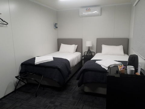 Cornwall House Accommodation - Hotel NSW 1