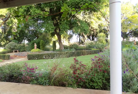 Corynnia Station - Hotel NSW 2