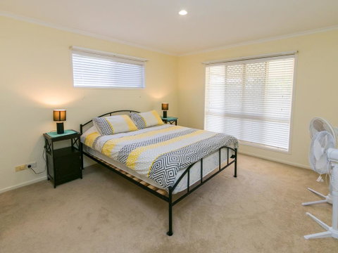 Cozy Family Holiday House - Hotel NSW 1