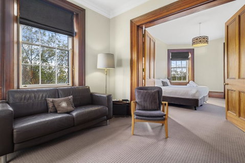 Cromwell Apartment - 3 Red Doors Battery Point - Hotel NSW 1