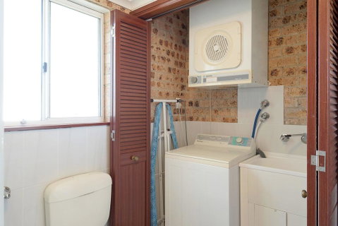 Crystal Waters Unit 2 - Hotel NSW 2