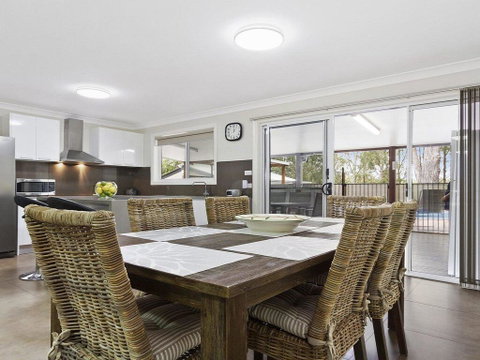Currambene Cottage - All About Location - Hotel NSW 2