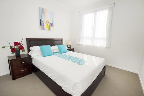 Curtis Central Apartments - Hotel NSW 2