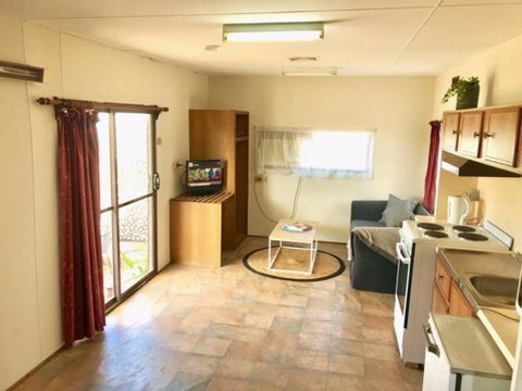 Cute Private Studio Flat With AIRCON! - Hotel NSW 2