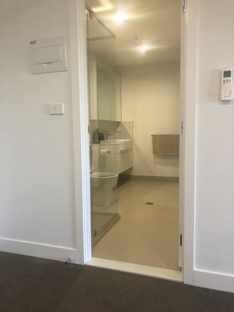 Deakin 2Bed 2Bath And Free Parking - Hotel NSW 3
